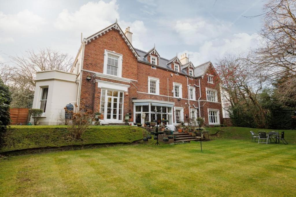 Hotel Mossley Hill Retreat à Liverpool Extérieur photo